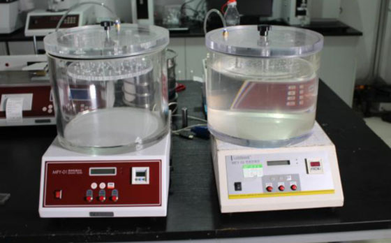 采用賽(sài)成MFY-02密封試驗儀,對塑料包裝袋密封(fēng)性進行負壓法測試過程圖解 采用国产欧美日韩精品a在线观看MFY-02密封試(shì)驗儀(yí),對塑(sù)料包裝袋密封性進(jìn)行負壓法測試過(guò)程圖解