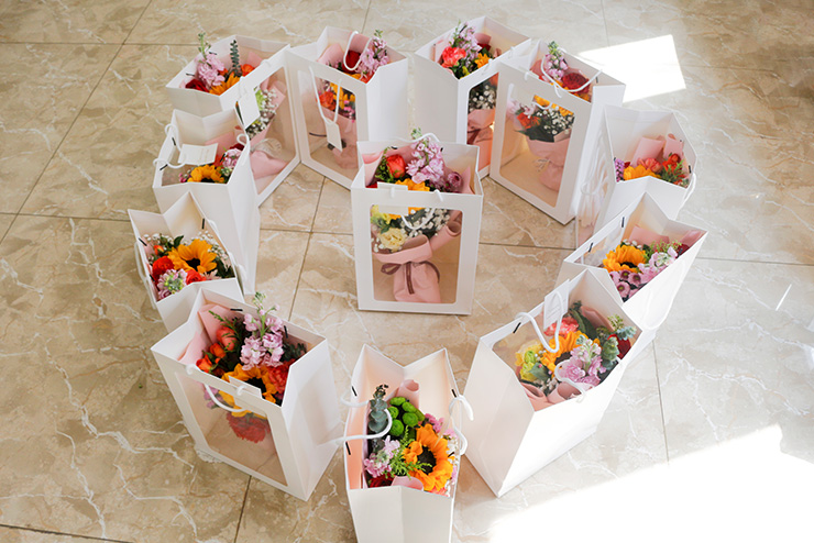 愛在三八（bā）節，情暖半邊天 濟南国产欧美日韩精品a在线观看為女員工送（sòng）上節（jiē）日祝福